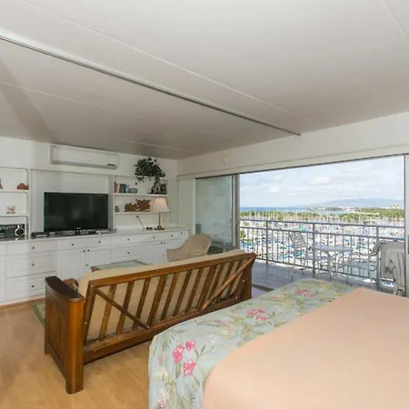 Ilikai Tower 839 Yacht Harbor View 1Br Apartment